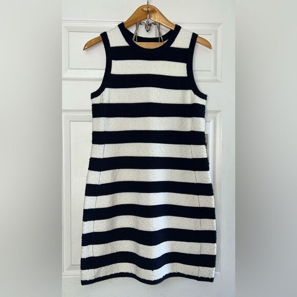 Eliza J classic stripe boucle shift dress Navy & White Size Medium NWT - Picture 2 of 9